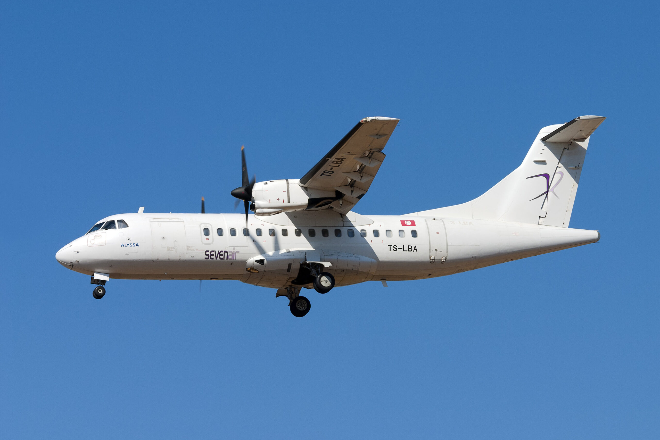 ATR 42 - AERgO - Australia's leading air charter broker